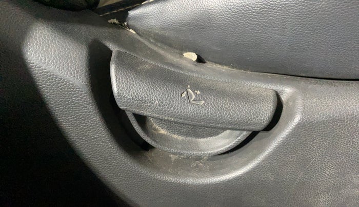 2017 Hyundai Grand i10 SPORTZ (O) AT 1.2 KAPPA VTVT, Petrol, Automatic, 77,839 km, Driver Side Adjustment Panel