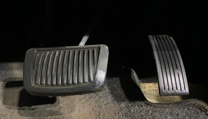 2017 Hyundai Grand i10 SPORTZ (O) AT 1.2 KAPPA VTVT, Petrol, Automatic, 77,839 km, Pedals