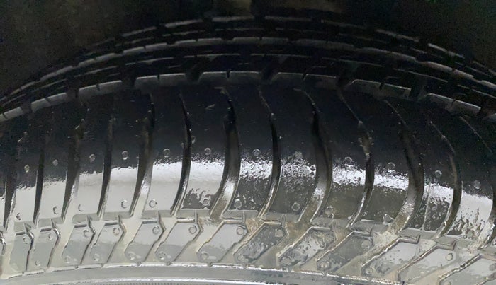 2016 Ford Ecosport TITANIUM 1.5L PETROL AT, Petrol, Automatic, 51,040 km, Right Rear Tyre Tread