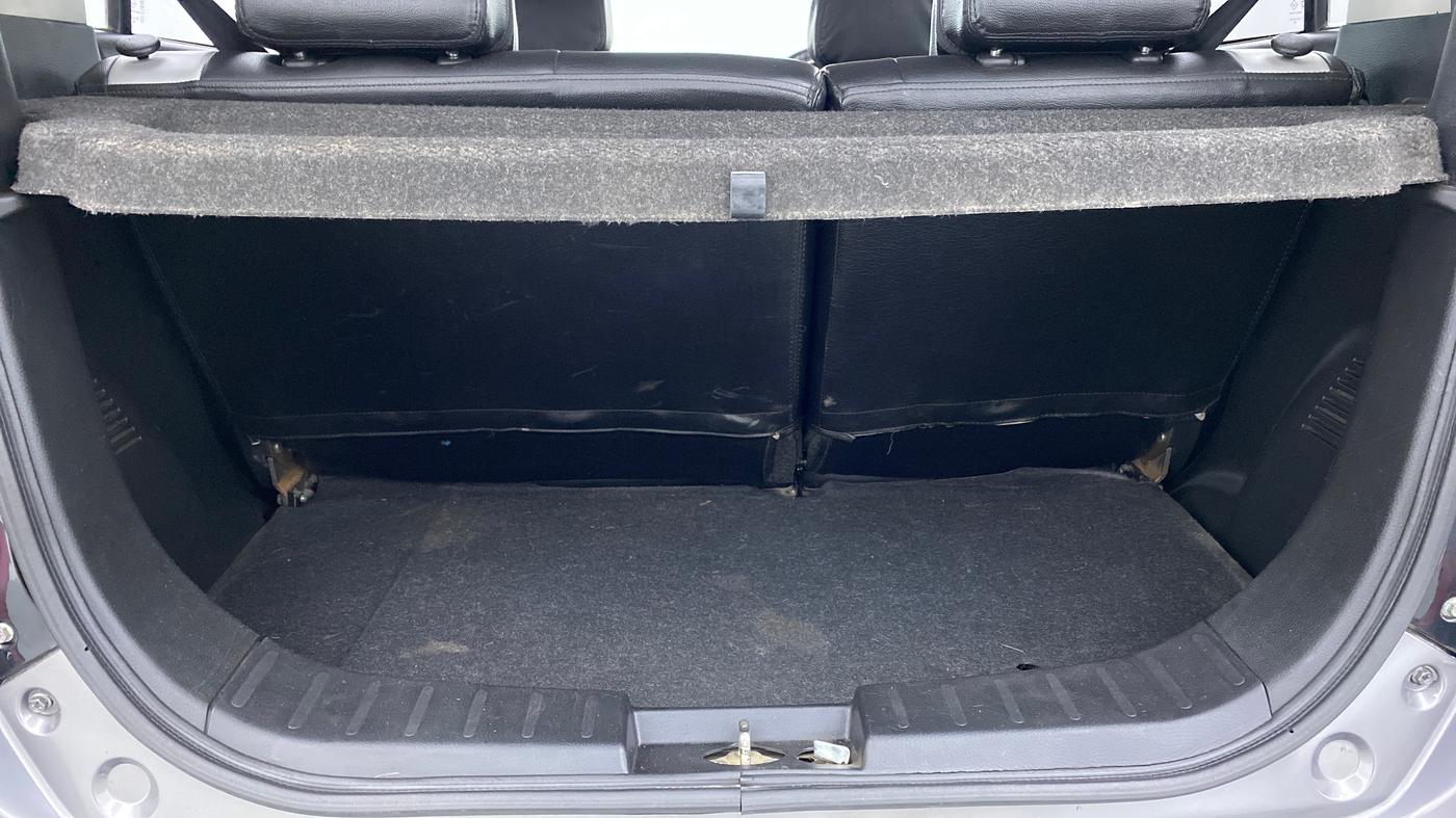 2017 Maruti Wagon R 1.0 VXI, Petrol, Manual, 27,302 km, Boot Inside