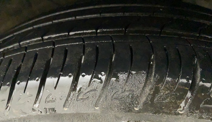 2023 KIA SONET GTX PLUS 1.0 IMT, Petrol, Manual, 4,895 km, Right Front Tyre Tread