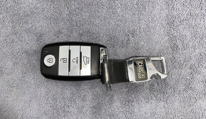 2023 KIA SONET GTX PLUS 1.0 IMT, Petrol, Manual, 4,895 km, Key Close Up