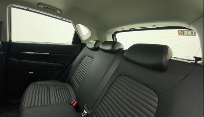 2023 KIA SONET GTX PLUS 1.0 IMT, Petrol, Manual, 4,895 km, Right Side Rear Door Cabin