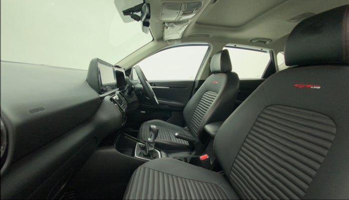 2023 KIA SONET GTX PLUS 1.0 IMT, Petrol, Manual, 4,895 km, Right Side Front Door Cabin