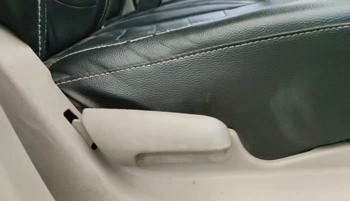 2017 Maruti Celerio ZXI AMT, CNG, Automatic, 98,088 km, Driver Side Adjustment Panel