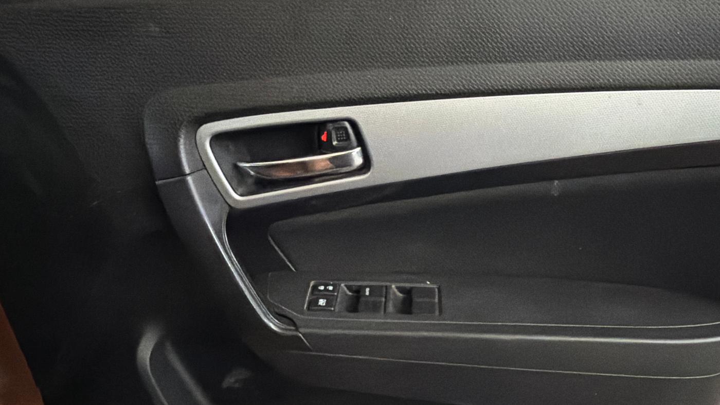 2022 Maruti Vitara Brezza ZXI PLUS, Petrol, Manual, 1,02,086 km, Driver Side Door Panels Control