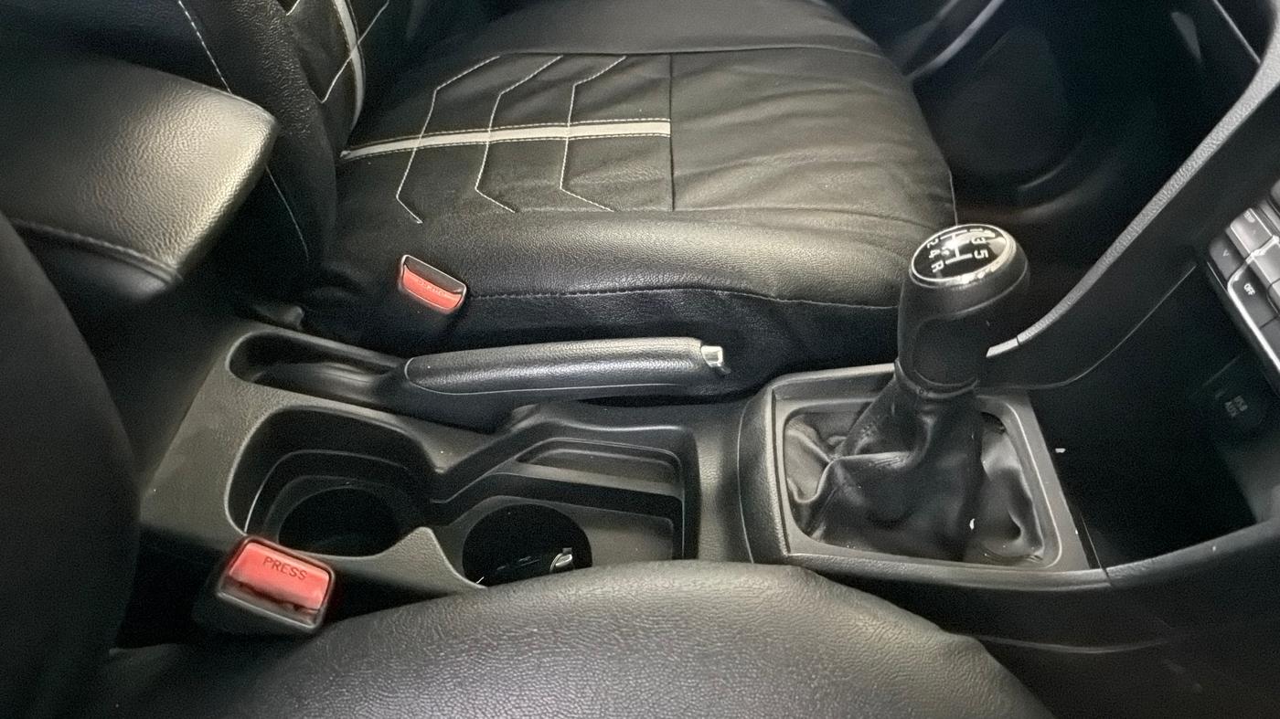2022 Maruti Vitara Brezza ZXI PLUS, Petrol, Manual, 1,02,086 km, Gear Lever