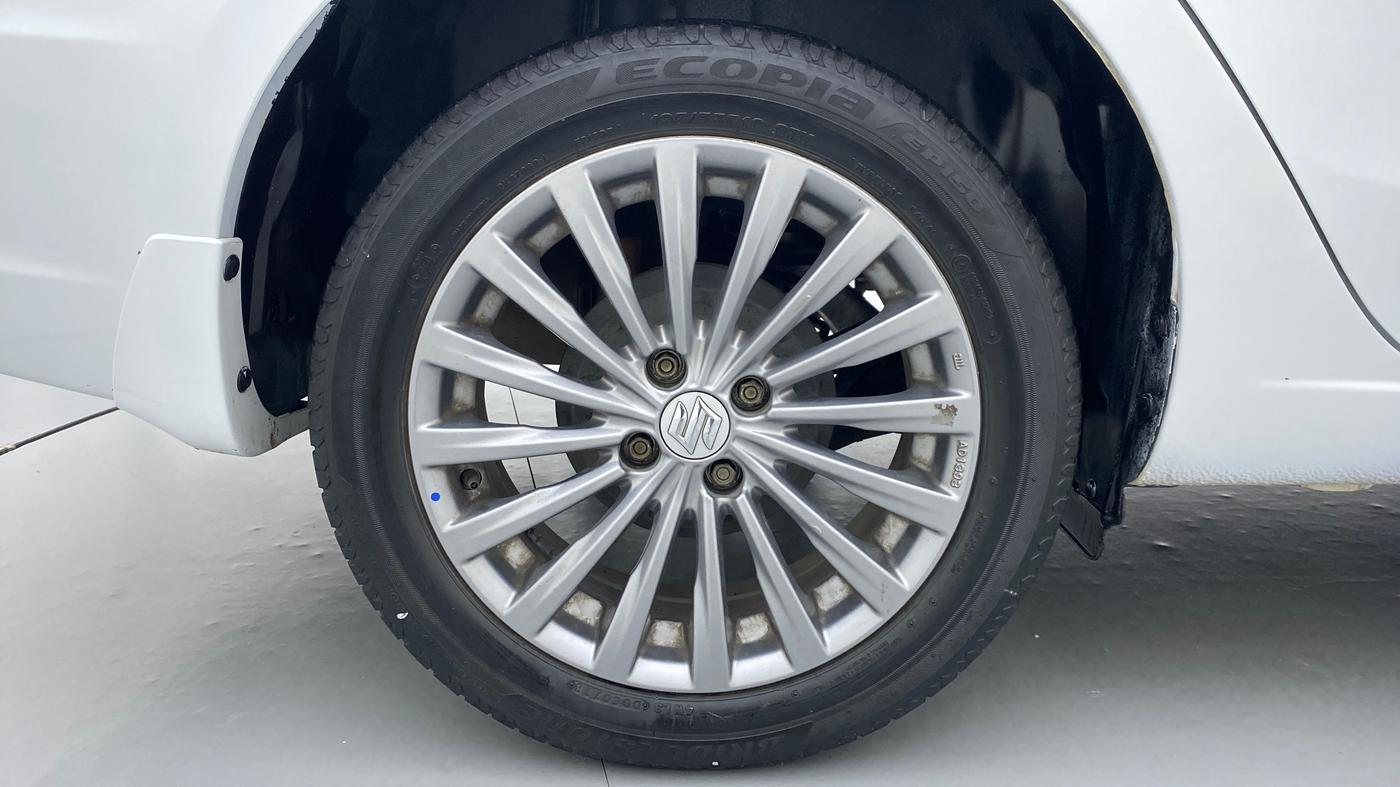 2016 Maruti Ciaz VDI+ SHVS, Diesel, Manual, 88,735 km, Right Rear Wheel