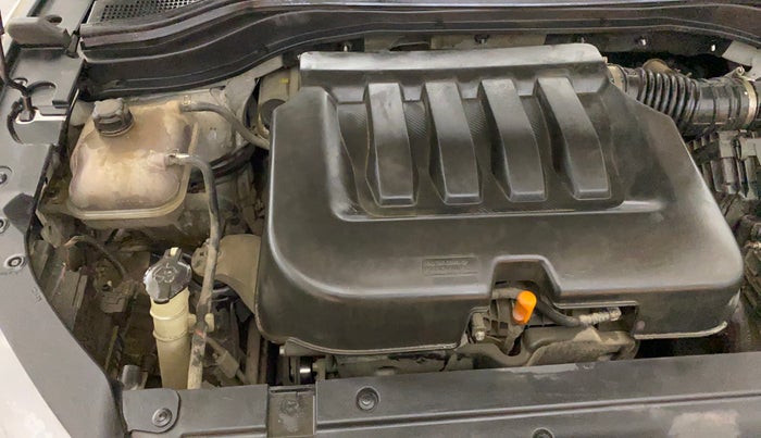 2022 Mahindra XUV700 AX 5 P MT 7 STR, Petrol, Manual, 59,885 km, Engine View - Right