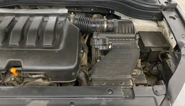 2022 Mahindra XUV700 AX 5 P MT 7 STR, Petrol, Manual, 59,885 km, Engine View - Left