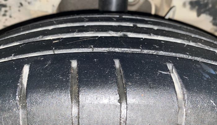 2022 Tata Tiago XZ PLUS PETROL, Petrol, Manual, 94,875 km, Right Front Tyre Tread