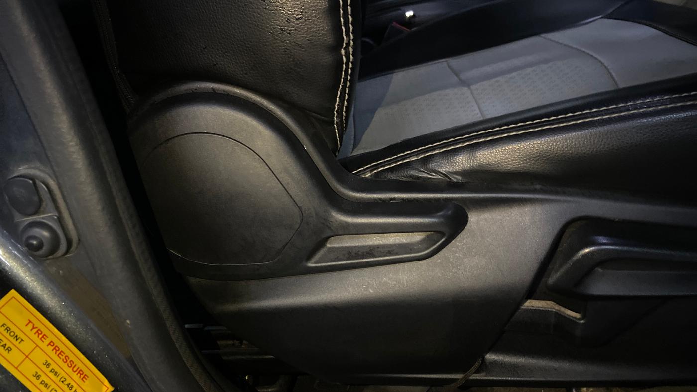 2022 Tata Tiago XZ PLUS PETROL, Petrol, Manual, 94,875 km, Driver Side Adjustment Panel