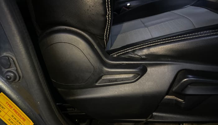 2022 Tata Tiago XZ PLUS PETROL, Petrol, Manual, 94,875 km, Driver Side Adjustment Panel
