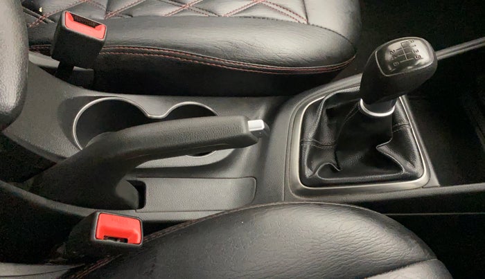 2018 Hyundai Verna 1.4 EX PETROL, Petrol, Manual, 64,469 km, Gear Lever