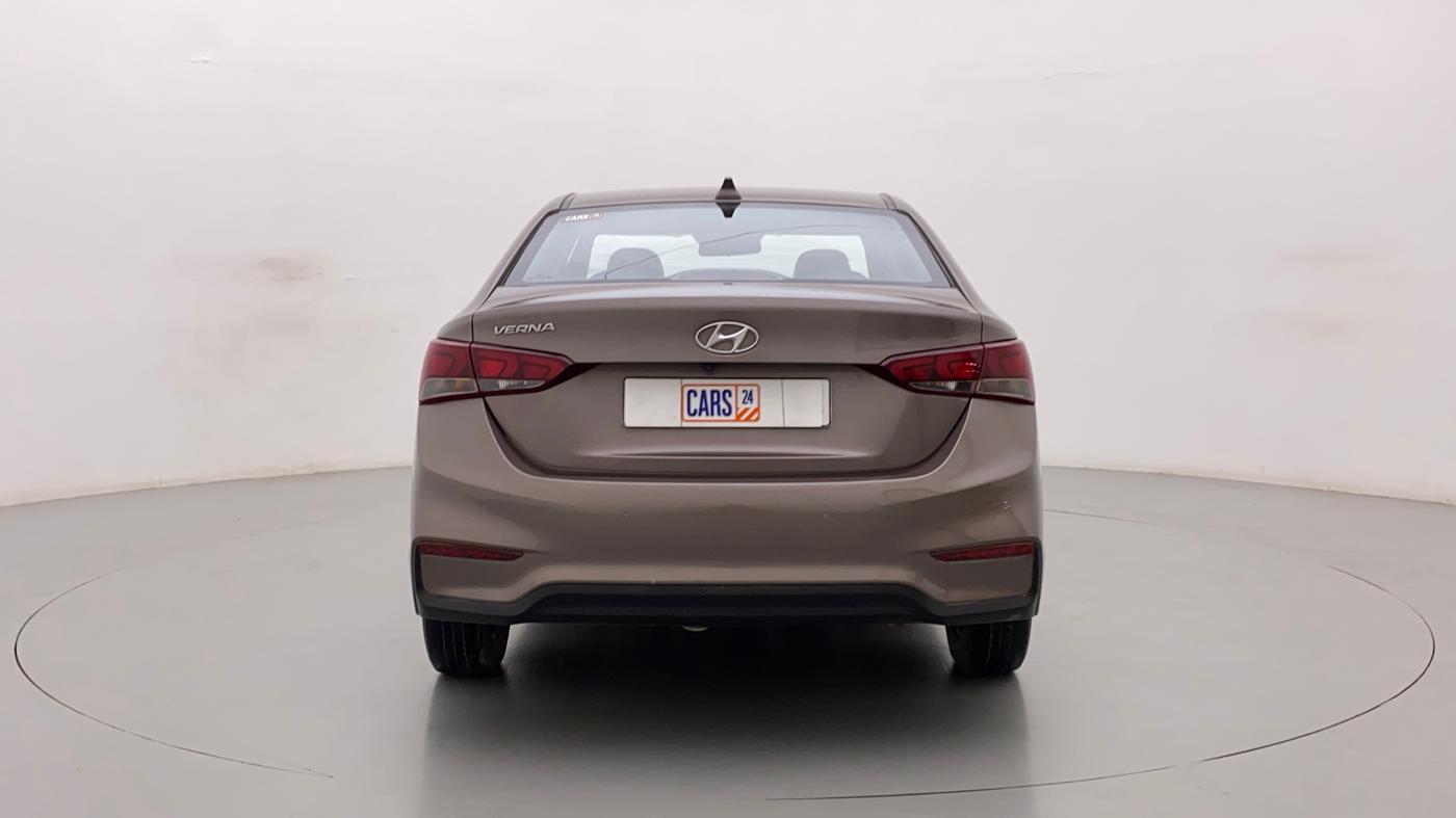 2018 Hyundai Verna 1.4 EX PETROL, Petrol, Manual, 64,469 km, Back/Rear