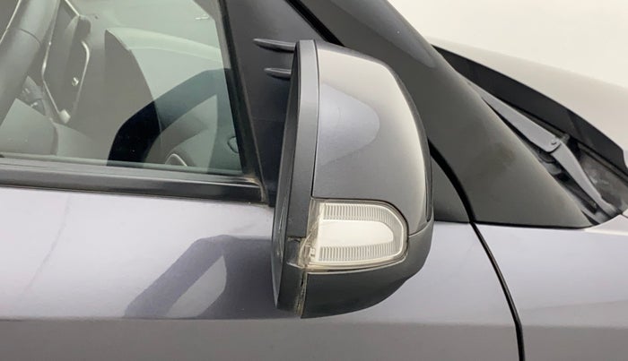 2019 Hyundai VENUE SX PLUS 1.0 TURBO DCT, Petrol, Automatic, 57,826 km, Right rear-view mirror - Indicator light has minor damage