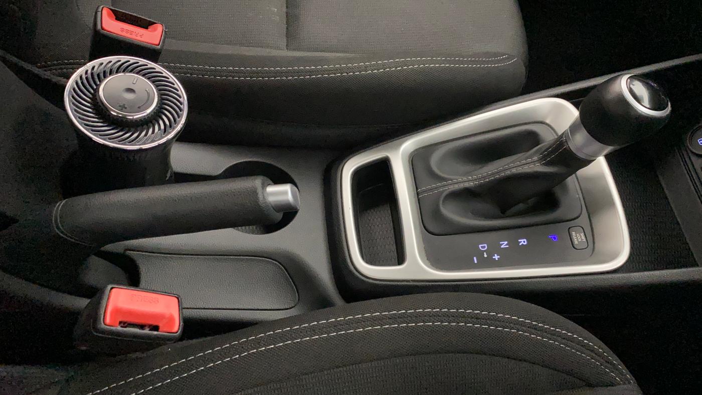 2019 Hyundai VENUE SX PLUS 1.0 TURBO DCT, Petrol, Automatic, 57,826 km, Gear Lever
