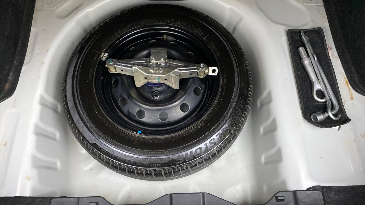 2018 Maruti Dzire VXI, Petrol, Manual, 54,146 km, Spare Tyre