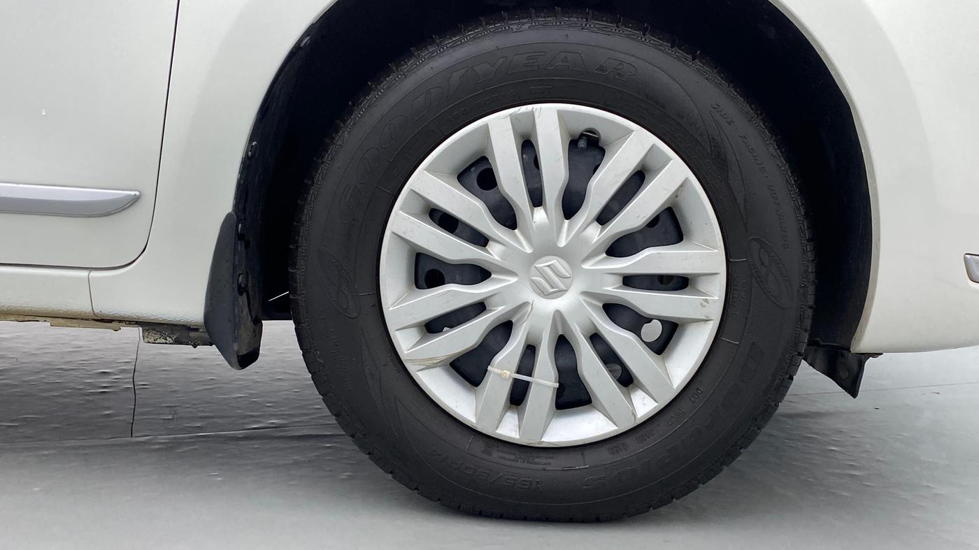 2018 Maruti Dzire VXI, Petrol, Manual, 54,146 km, Right Front Wheel