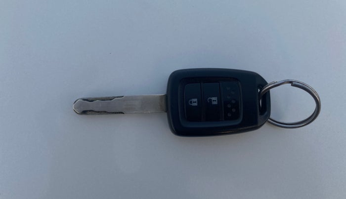 2016 Honda City 1.5L I-VTEC V MT, Petrol, Manual, 32,920 km, Key Close Up