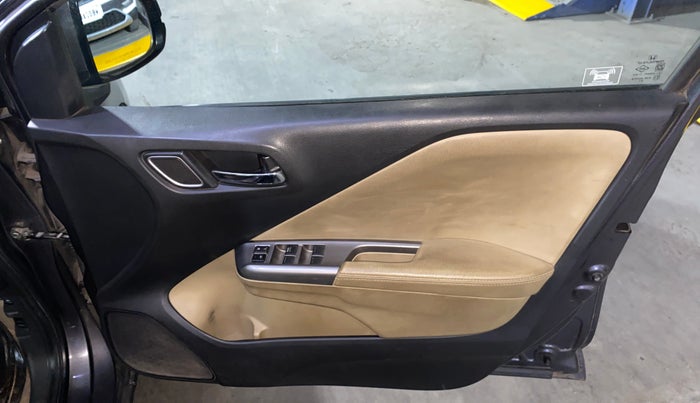 2019 Honda City 1.5L I-VTEC ZX CVT, Petrol, Automatic, 60,299 km, Driver Side Door Panels Control