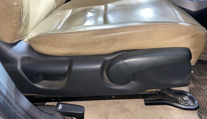 2019 Honda City 1.5L I-VTEC ZX CVT, Petrol, Automatic, 60,299 km, Driver Side Adjustment Panel