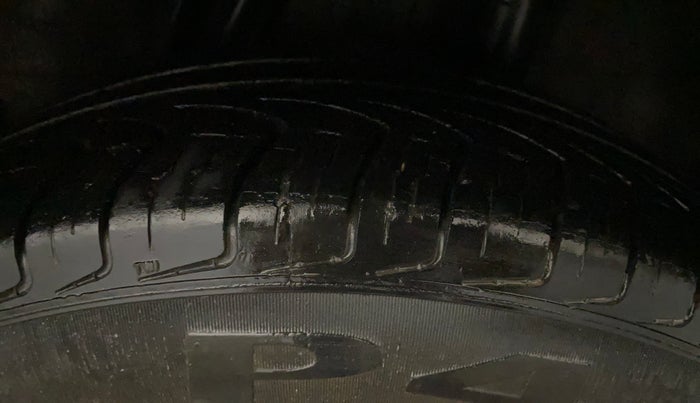 2017 Honda WR-V 1.2L I-VTEC VX MT, Petrol, Manual, 51,394 km, Left Rear Tyre Tread