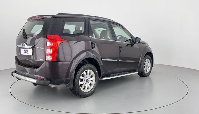 2016 Mahindra XUV500 W10 FWD, Diesel, Manual, 79,195 km, Right Back Diagonal