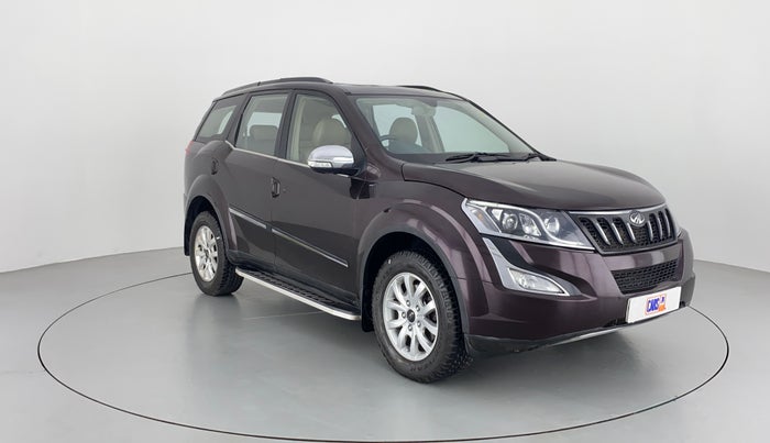 2016 Mahindra XUV500 W10 FWD, Diesel, Manual, 79,195 km, Right Front Diagonal