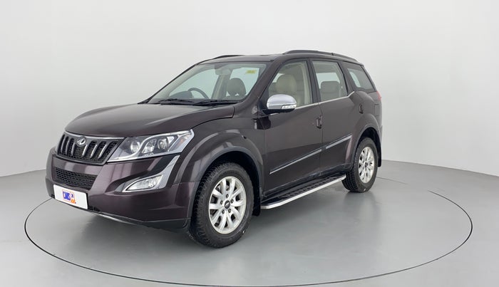2016 Mahindra XUV500 W10 FWD, Diesel, Manual, 79,195 km, Left Front Diagonal