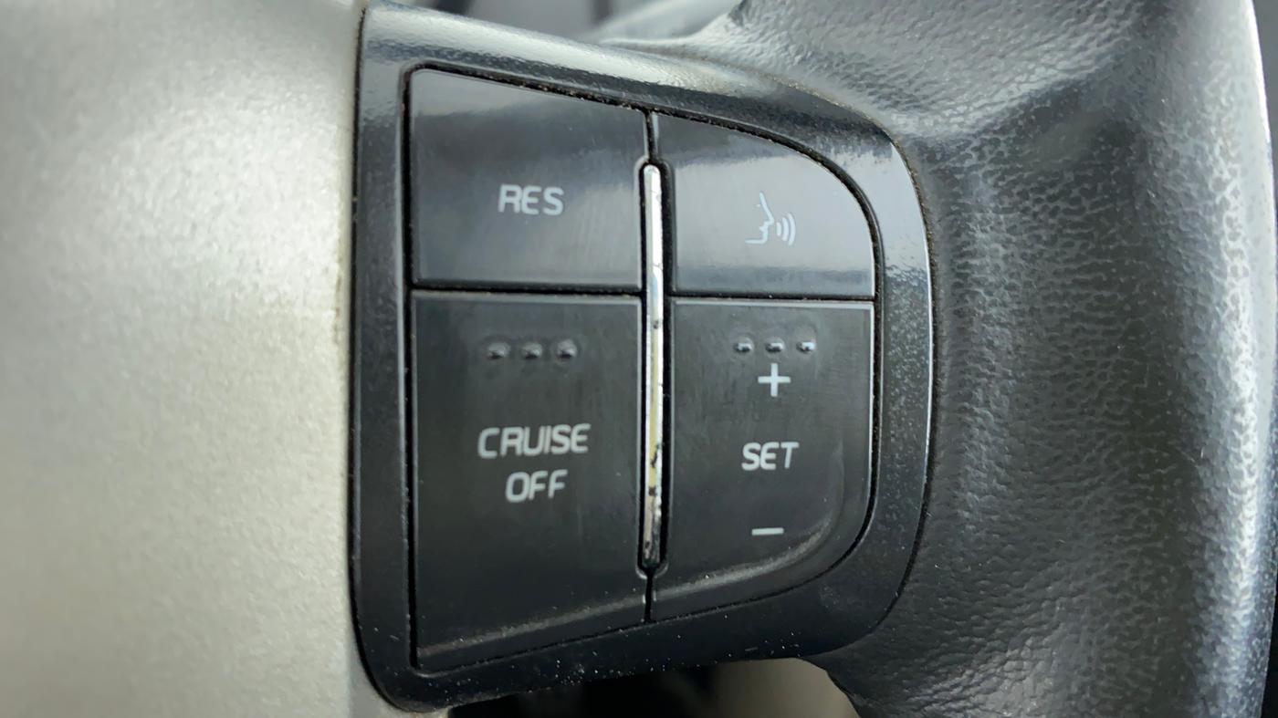2016 Mahindra XUV500 W10 FWD, Diesel, Manual, 79,195 km, Adaptive Cruise Control