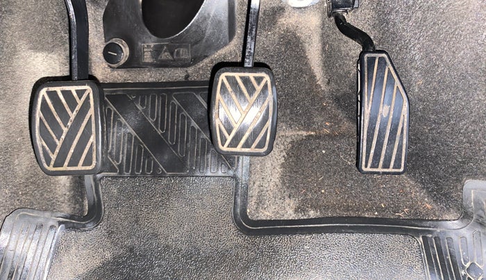 2022 Maruti New Wagon-R VXI CNG 1.0, CNG, Manual, 42,548 km, Pedals