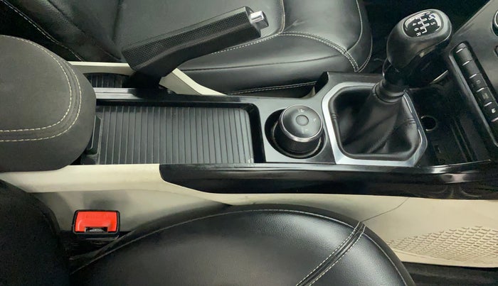 2020 Tata NEXON XZ PLUS (O) PETROL DUAL TONE, Petrol, Manual, 43,142 km, Gear Lever