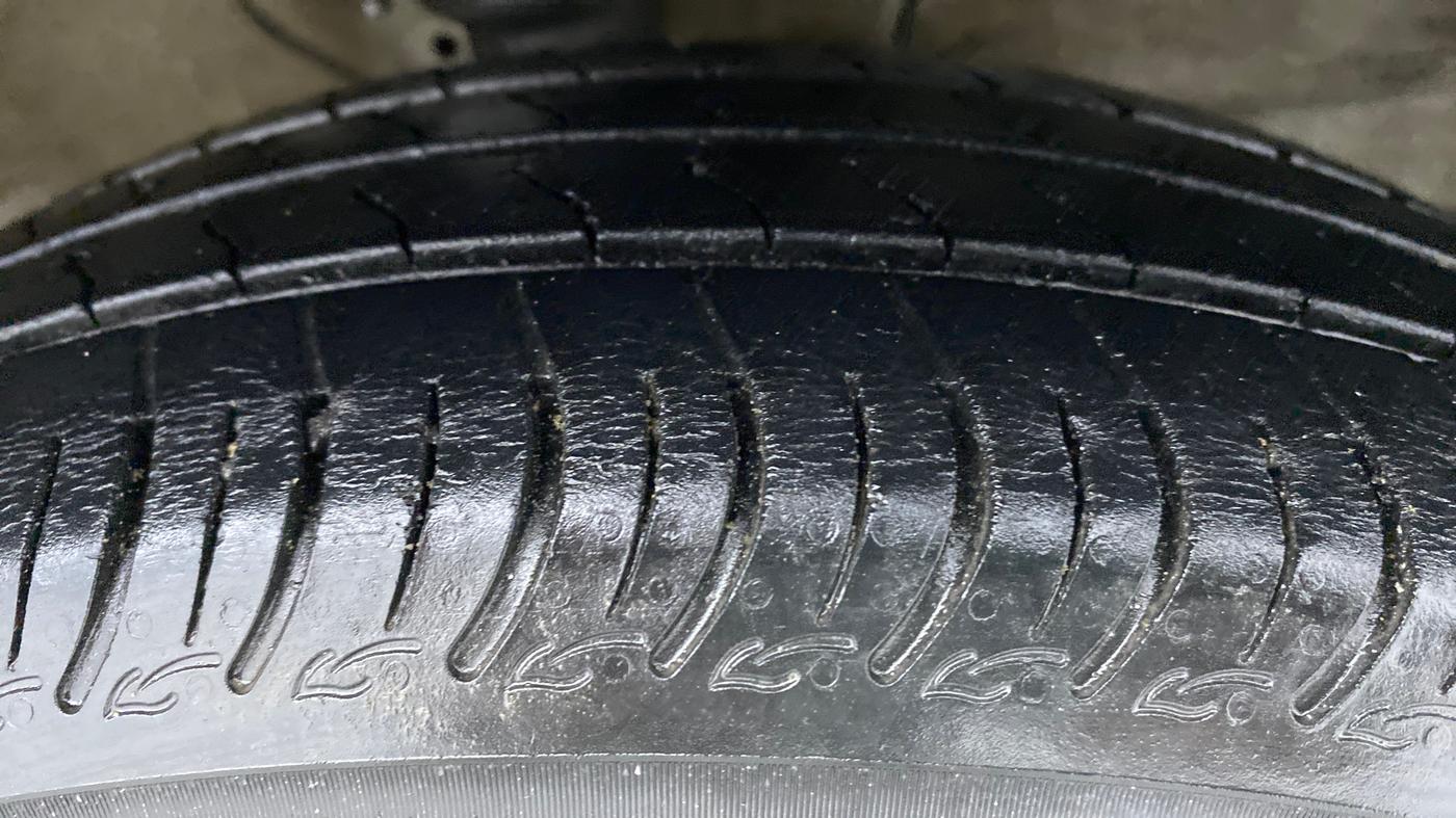 2020 Maruti S PRESSO VXI, Petrol, Manual, 53,963 km, Right Front Tyre Tread