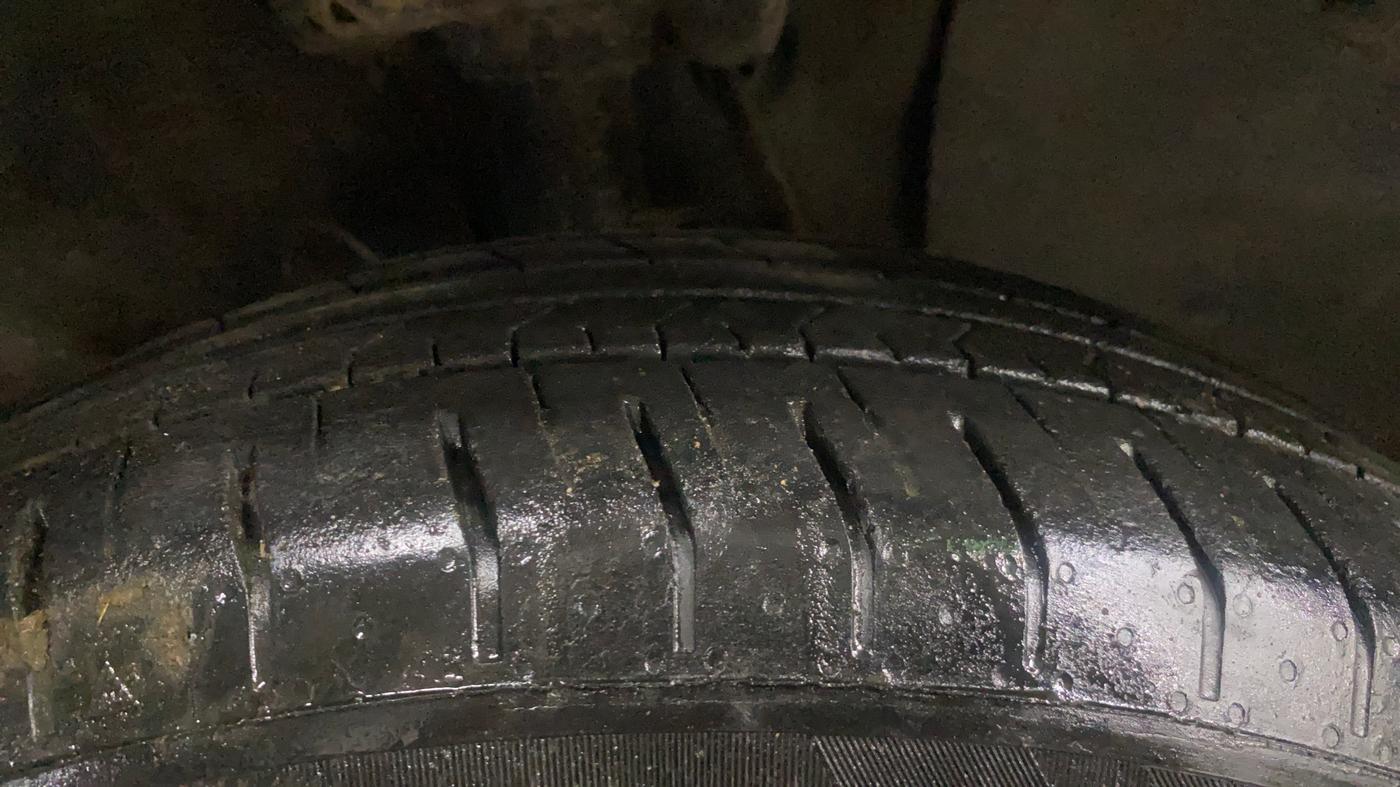2023 Hyundai VENUE S 1.2, Petrol, Manual, 16,053 km, Right Front Tyre Tread