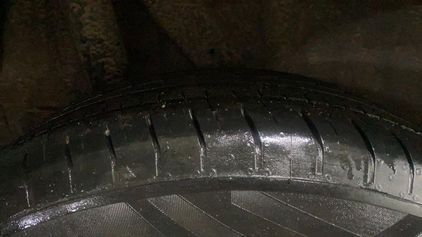 2023 Hyundai VENUE S 1.2, Petrol, Manual, 16,053 km, Right Rear Tyre Tread