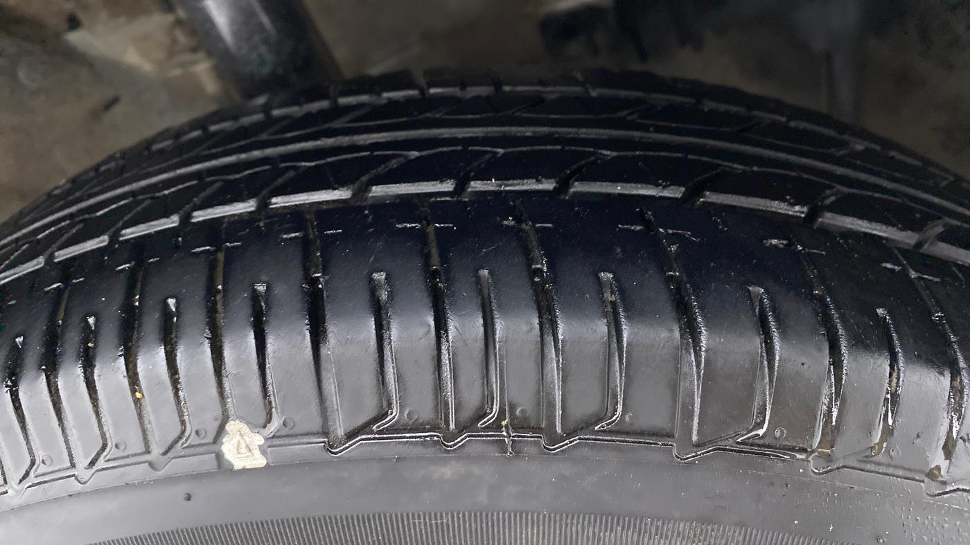 2018 Nissan Micra Active XV, Petrol, Manual, 64,384 km, Right Front Tyre Tread