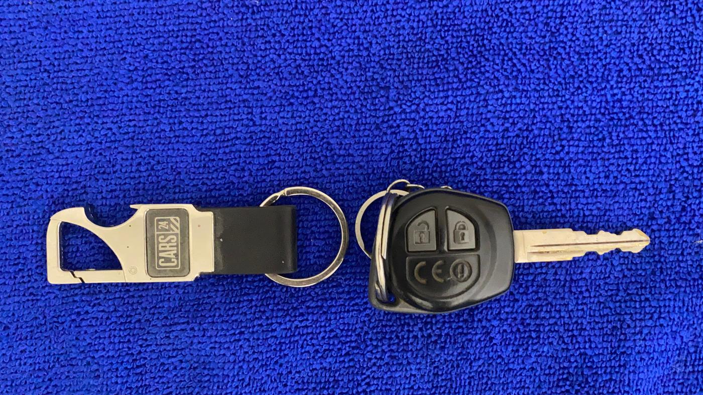 2016 Maruti Ciaz VXI, Petrol, Manual, 51,282 km, Key Close Up