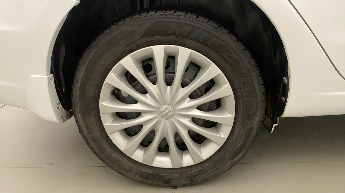 2016 Maruti Ciaz VXI, Petrol, Manual, 51,282 km, Right Rear Wheel