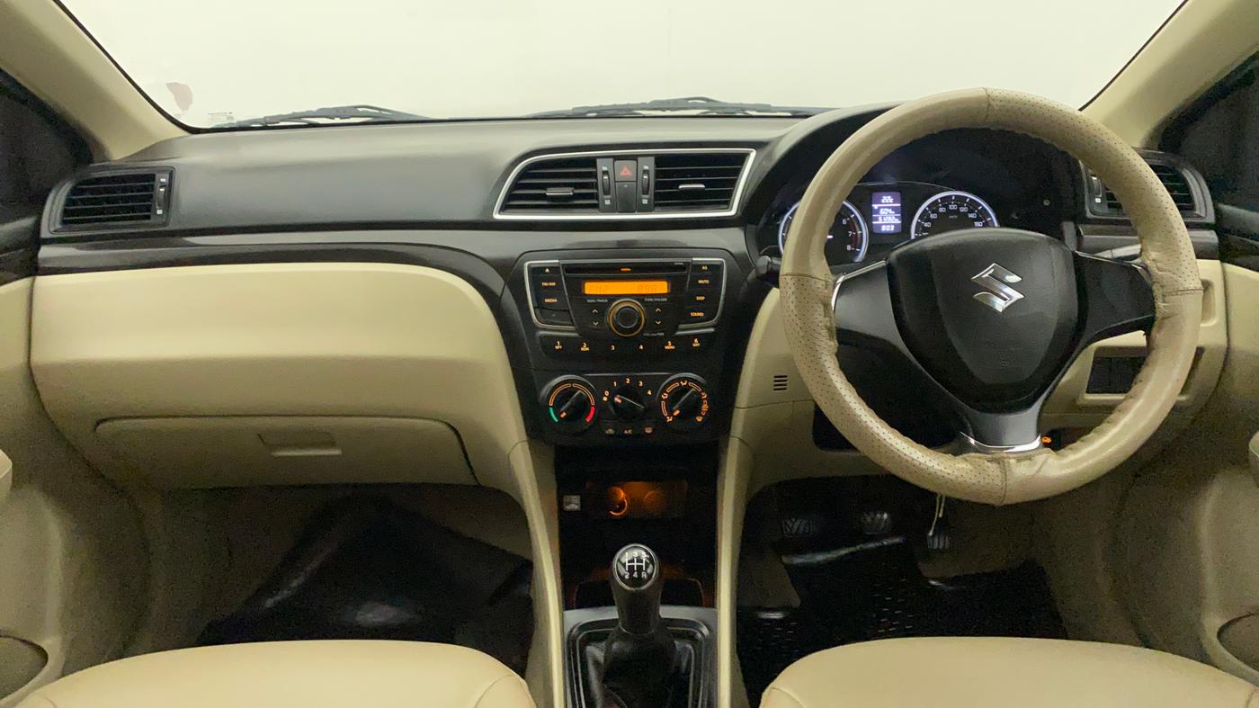2016 Maruti Ciaz VXI, Petrol, Manual, 51,282 km, Dashboard