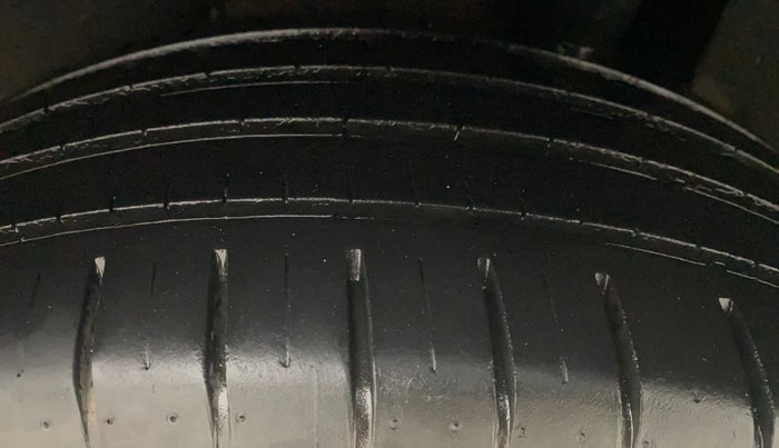 2021 Maruti Baleno ZETA PETROL 1.2, Petrol, Manual, 21,542 km, Left Rear Tyre Tread