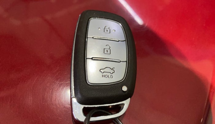 2022 Hyundai AURA SX 1.2, Petrol, Manual, 42,649 km, Key Close Up