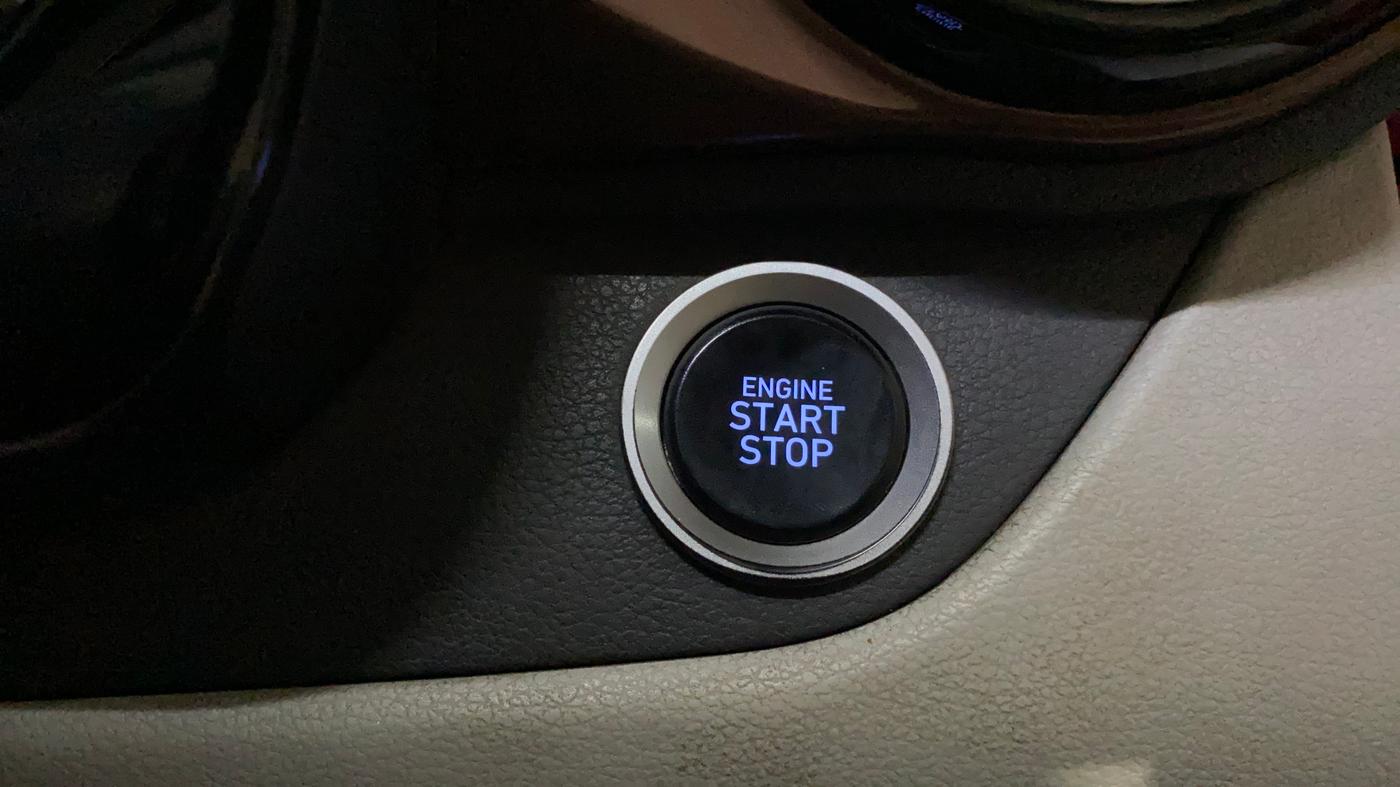 2022 Hyundai AURA SX 1.2, Petrol, Manual, 42,649 km, Keyless Start/ Stop Button