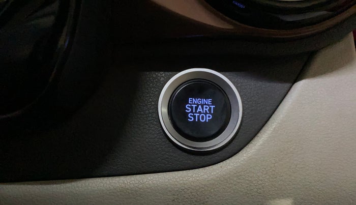 2022 Hyundai AURA SX 1.2, Petrol, Manual, 42,649 km, Keyless Start/ Stop Button