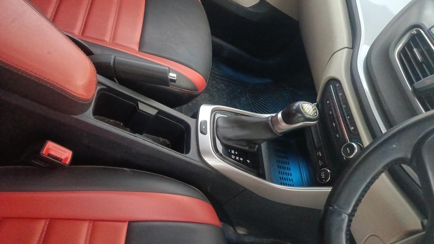 2023 Tata ALTROZ XZA + SUNROOF, Petrol, Automatic, 31,579 km, Gear Lever