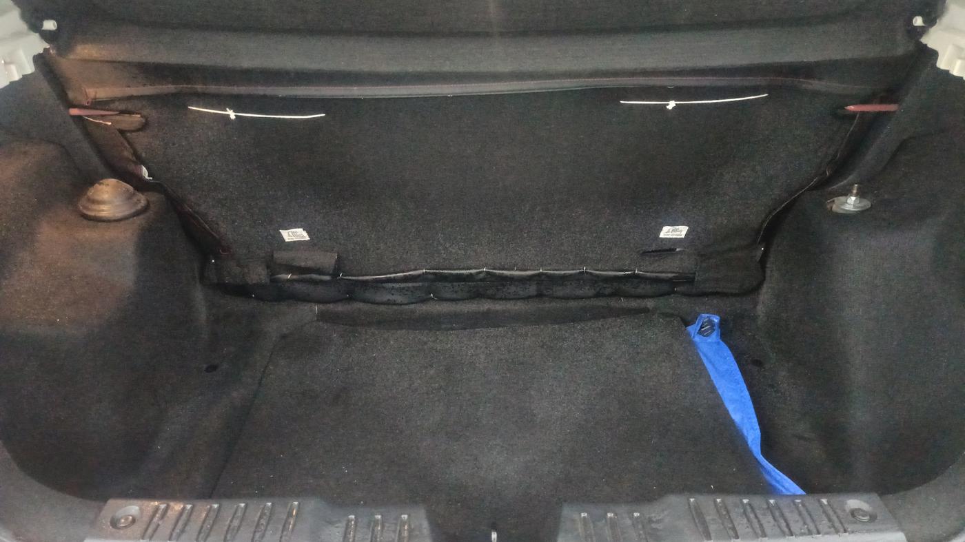 2023 Tata ALTROZ XZA + SUNROOF, Petrol, Automatic, 31,579 km, Boot Inside