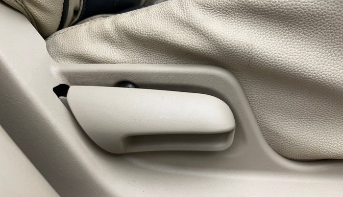 2014 Maruti Swift Dzire VXI, Petrol, Manual, 48,478 km, Driver Side Adjustment Panel