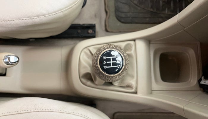 2014 Maruti Swift Dzire VXI, Petrol, Manual, 48,478 km, Gear Lever
