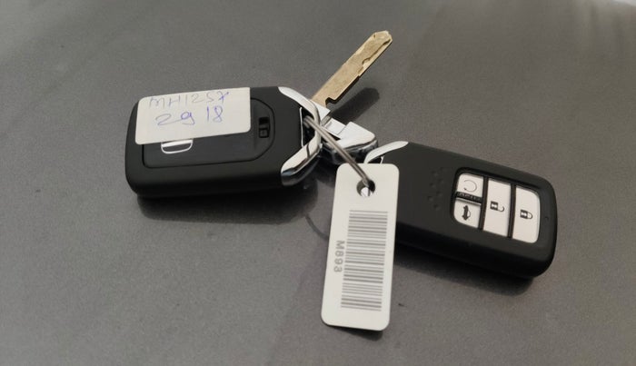 2020 Honda City 1.5L I-VTEC ZX CVT, Petrol, Automatic, 44,199 km, Key Close Up