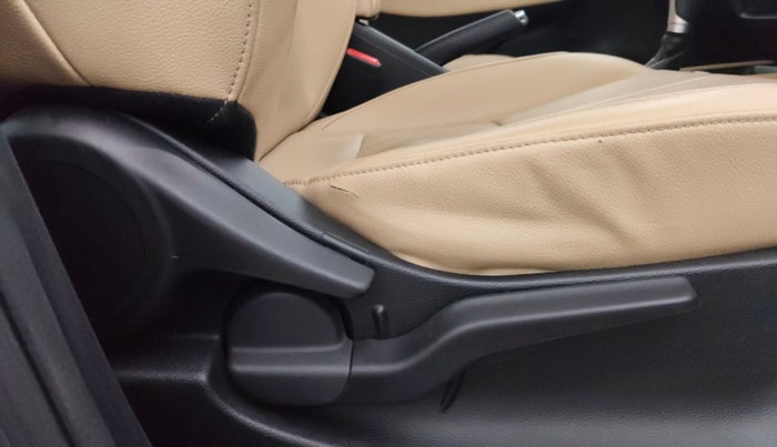 2020 Honda City 1.5L I-VTEC ZX CVT, Petrol, Automatic, 44,199 km, Driver Side Adjustment Panel